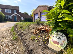 Front Elevation- click for photo gallery